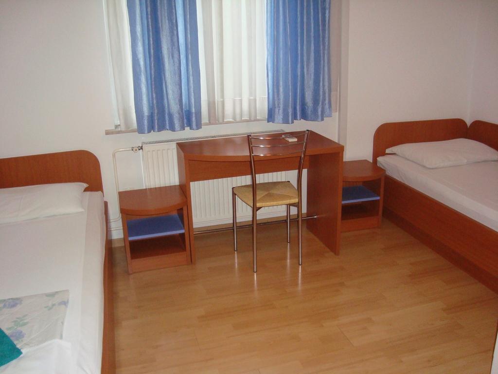 Guesthouse Koprivec Ljubljana Værelse billede