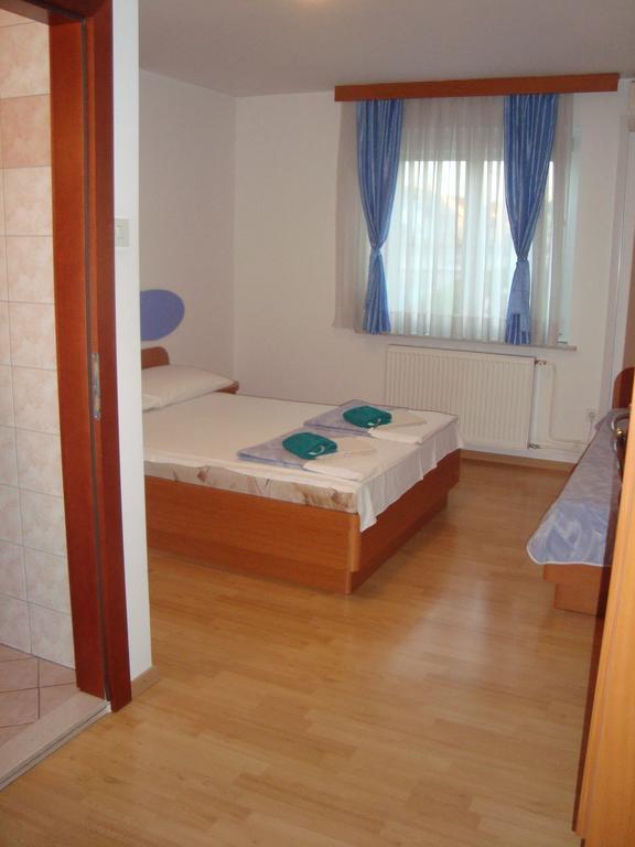 Guesthouse Koprivec Ljubljana Værelse billede