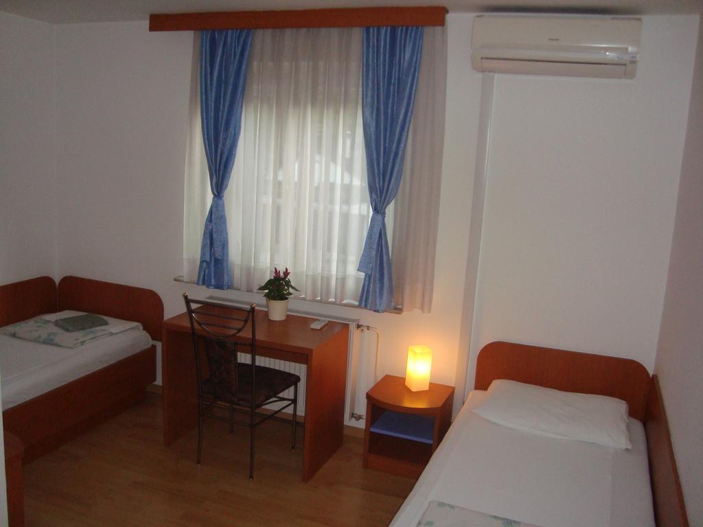 Guesthouse Koprivec Ljubljana Værelse billede